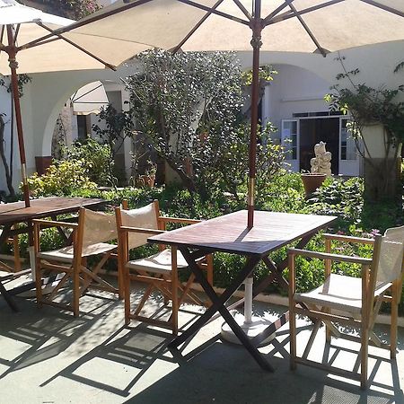 Hostal Oasis Menorca Ciutadella  Exterior photo