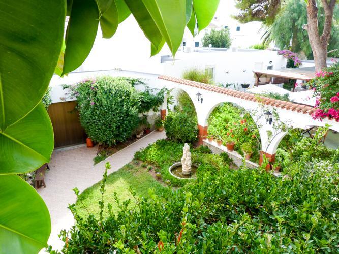Hostal Oasis Menorca Ciutadella  Exterior photo