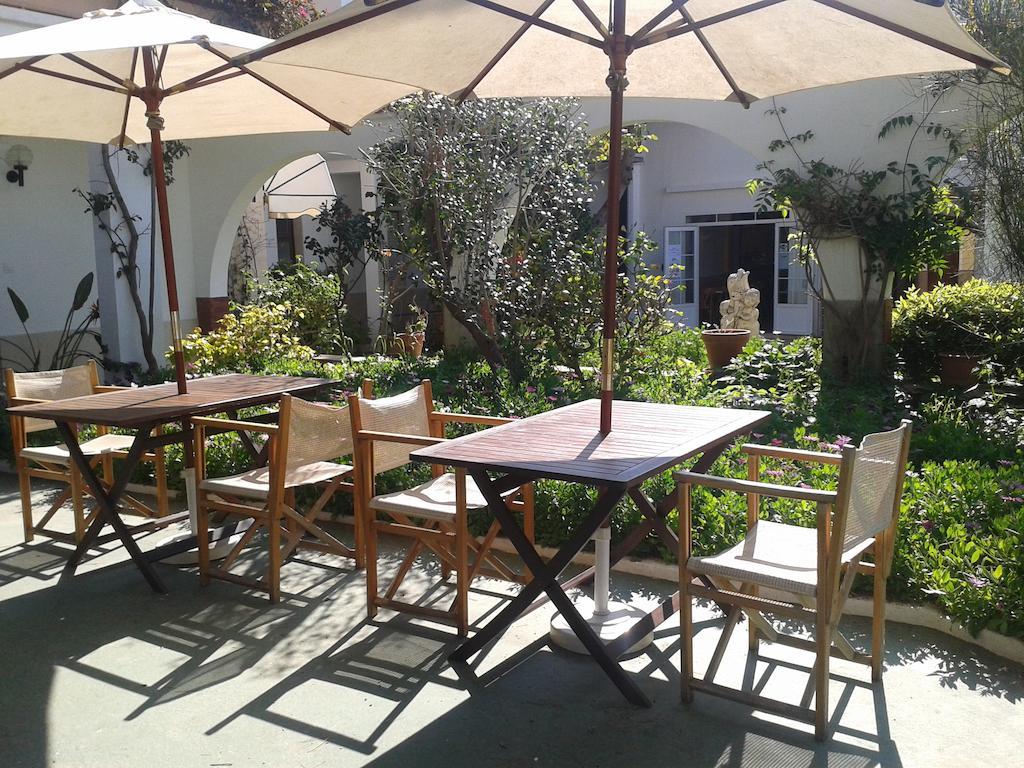 Hostal Oasis Menorca Ciutadella  Exterior photo