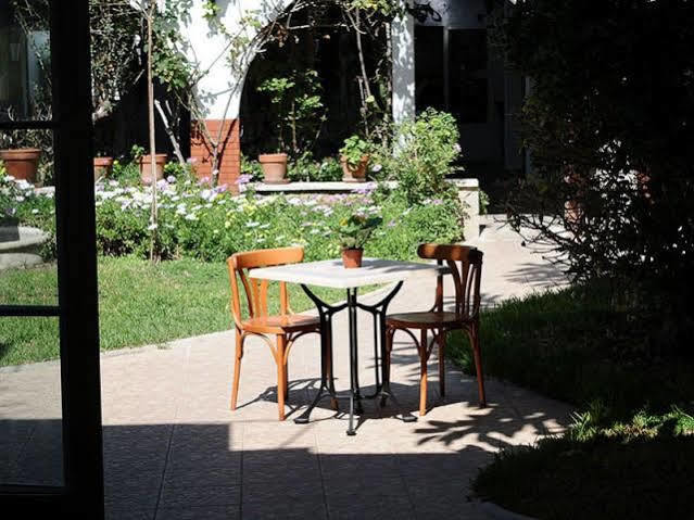 Hostal Oasis Menorca Ciutadella  Exterior photo